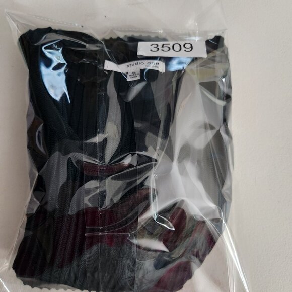 Studio One New York Dress Womens XL Ribbed Knit Button Detail Midi Fit Flaire - Picture 13 of 13